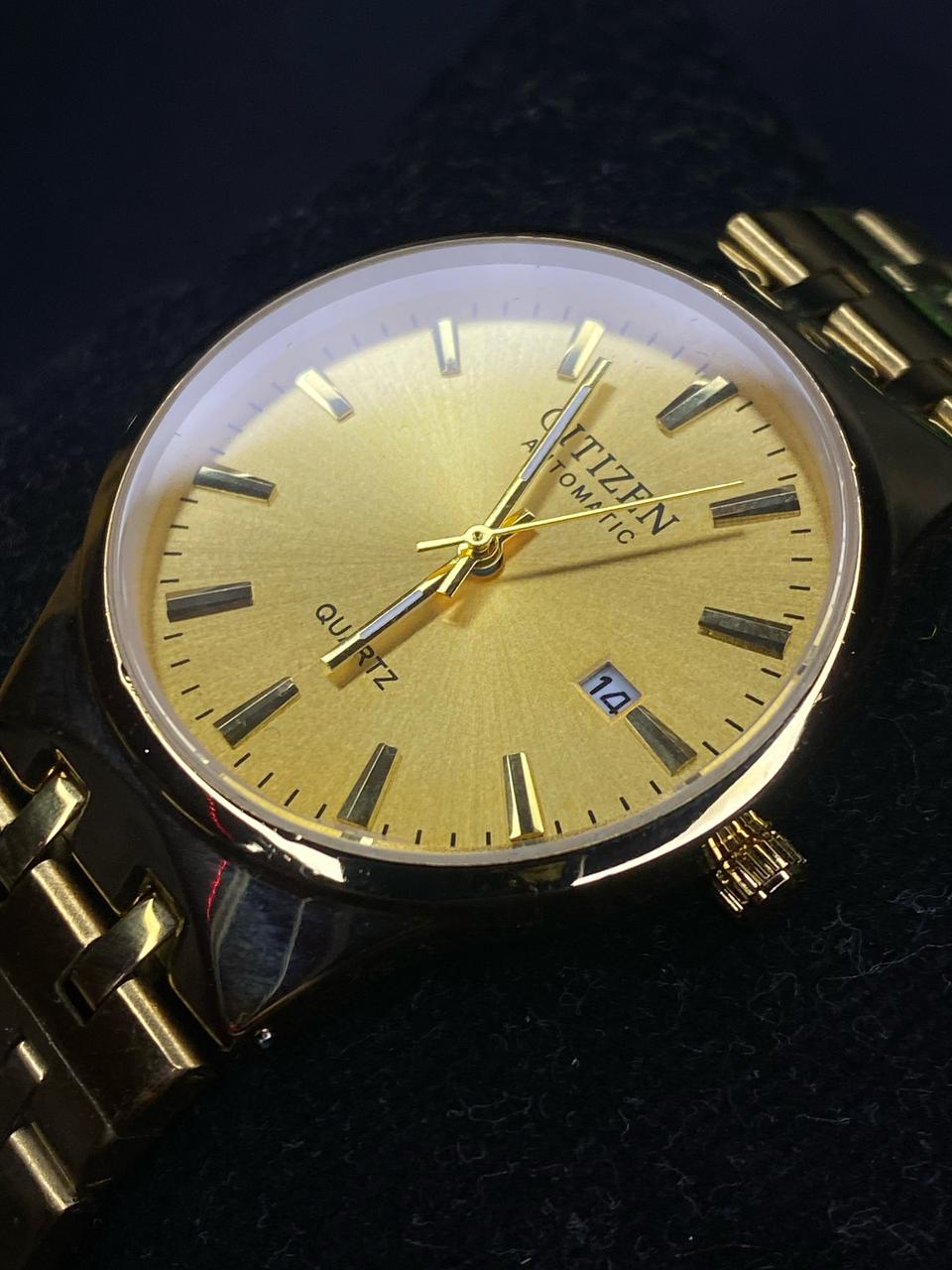 Citizen Classic Quartz Men’s Watch with Date Display – Stainless Steel Bracelet